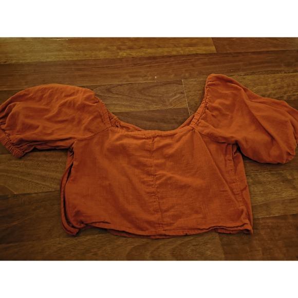 Melrose Market Medium Orange Cropped Peasant Blouse - Picture 5 of 7